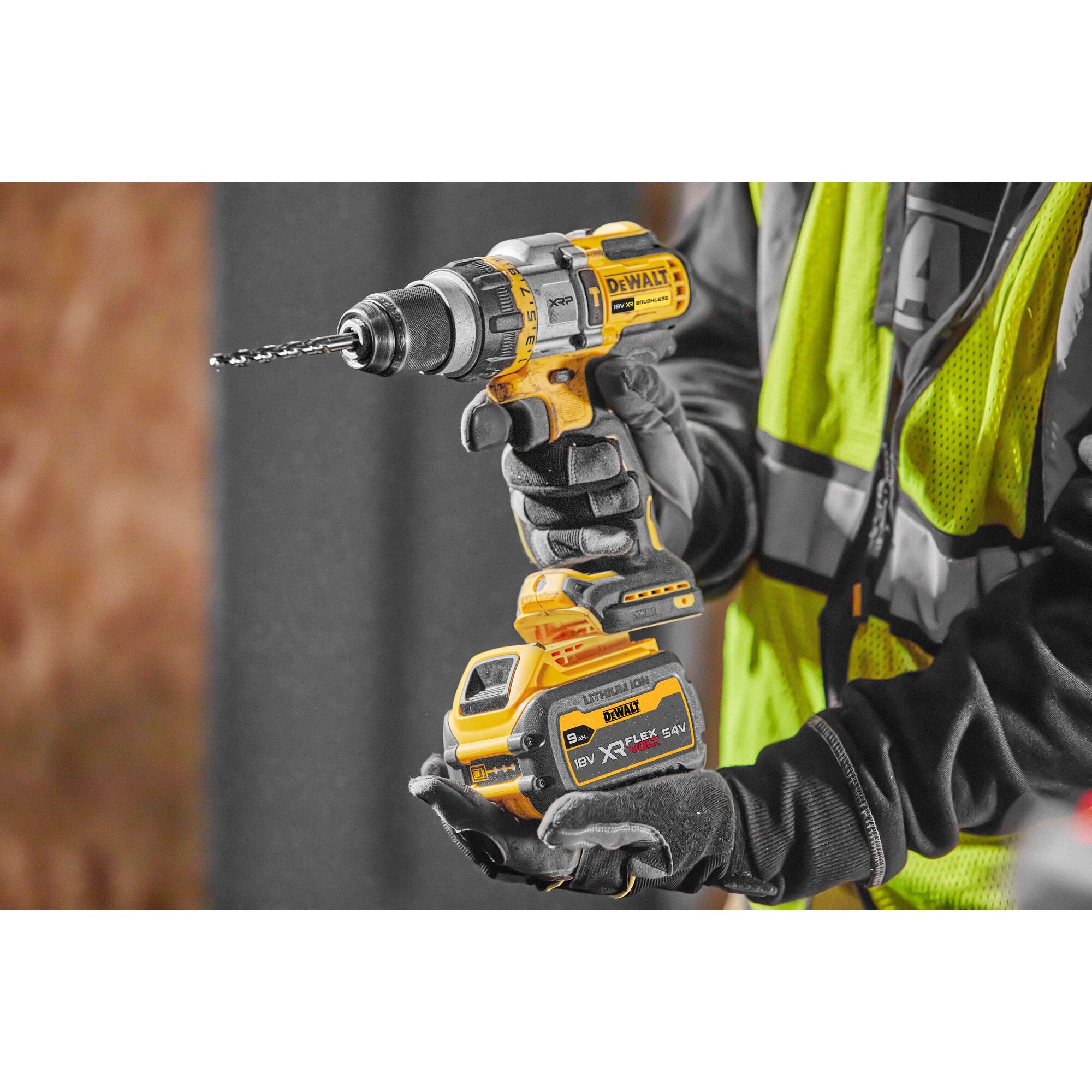 18V XR XRP Hammer Drill Driver With FLEXVOLT ADVANTAGE 1 X 9Ah