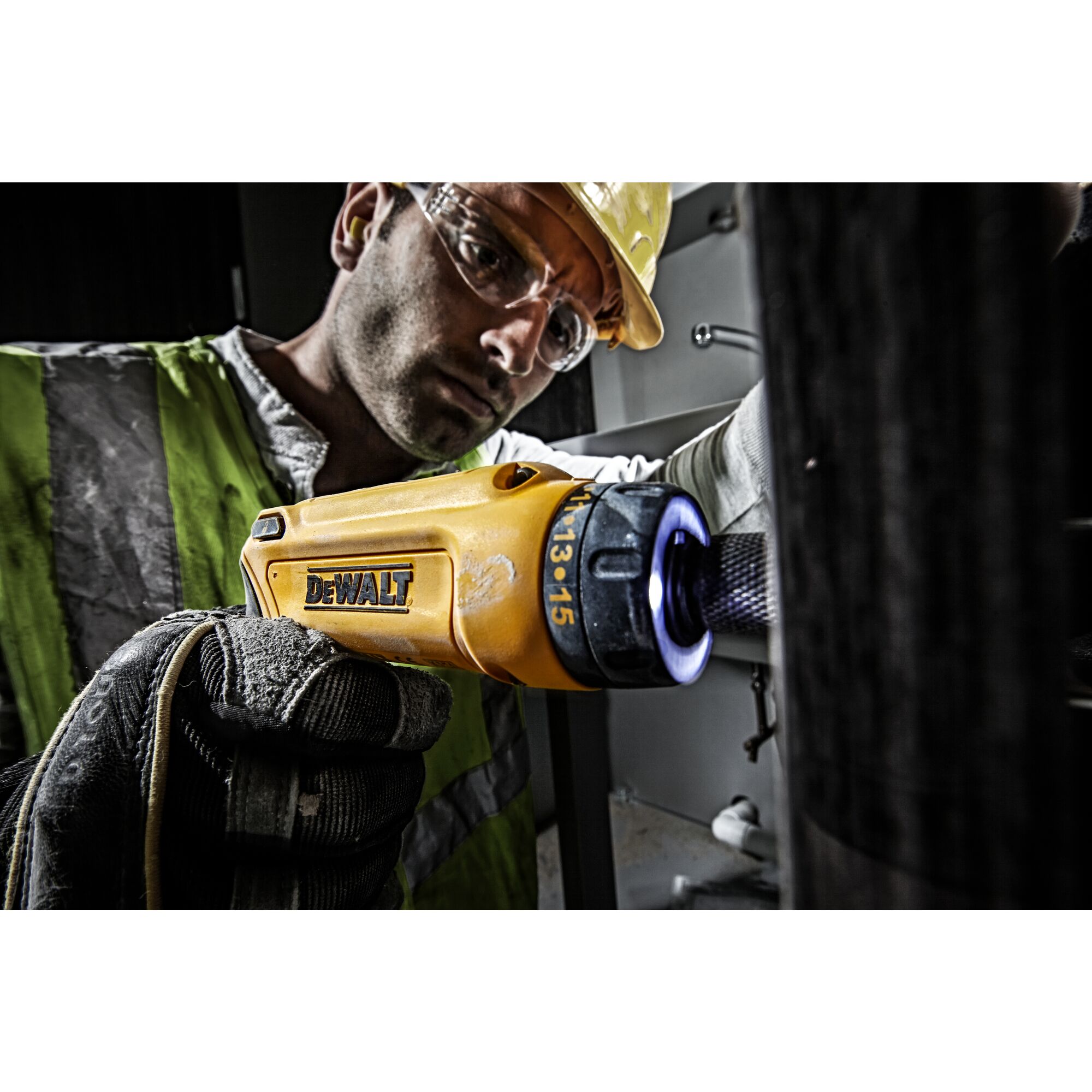 Dewalt motion activated deals screwdriver