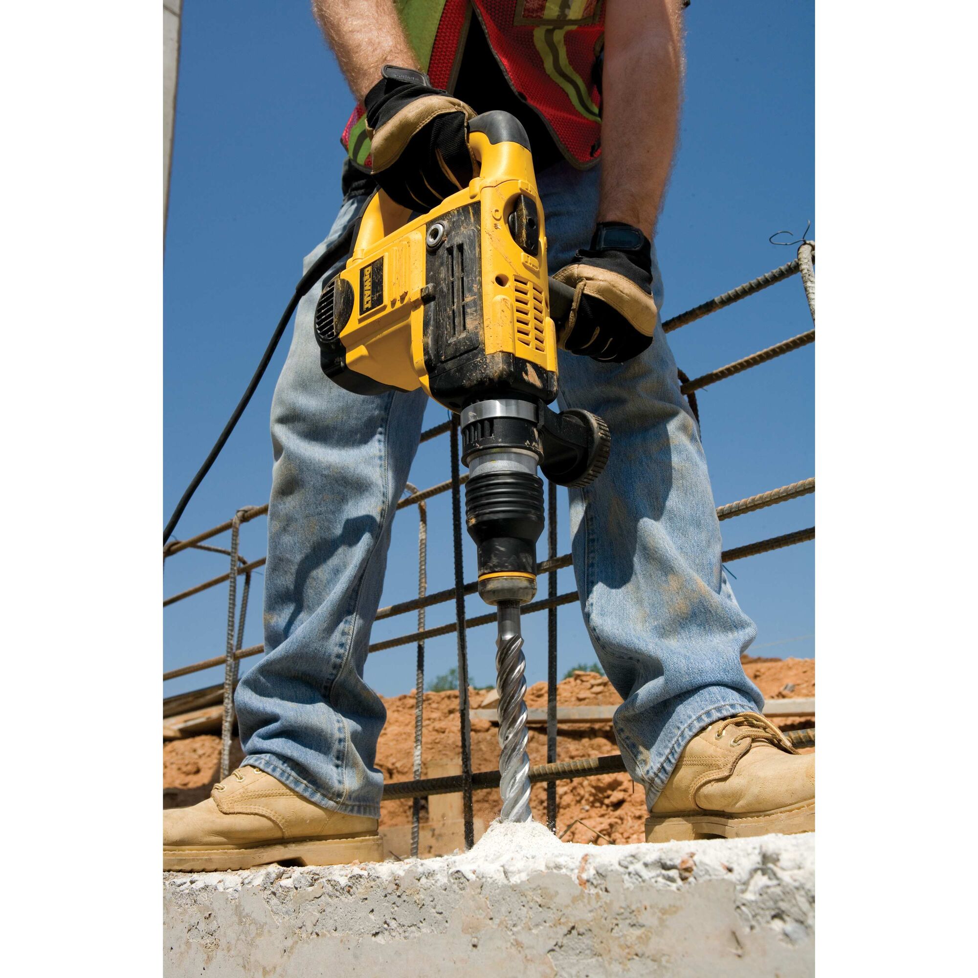 SDS MAX ELITE SERIES 28mm SDS Max Drill Bit DEWALT