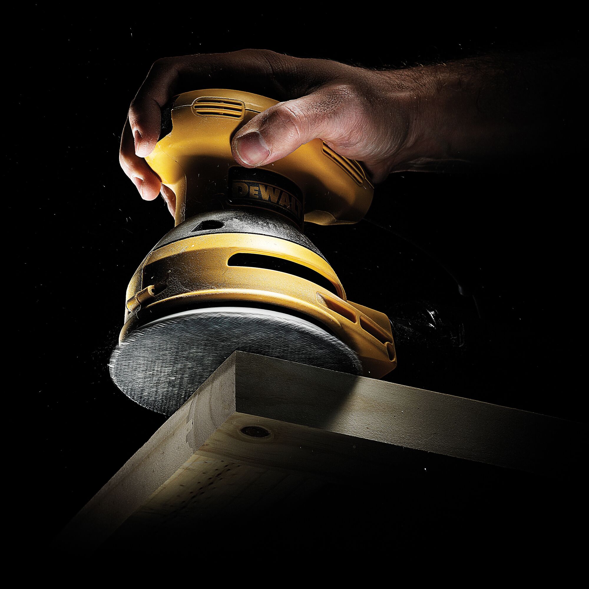 Sandpaper for deals dewalt sander