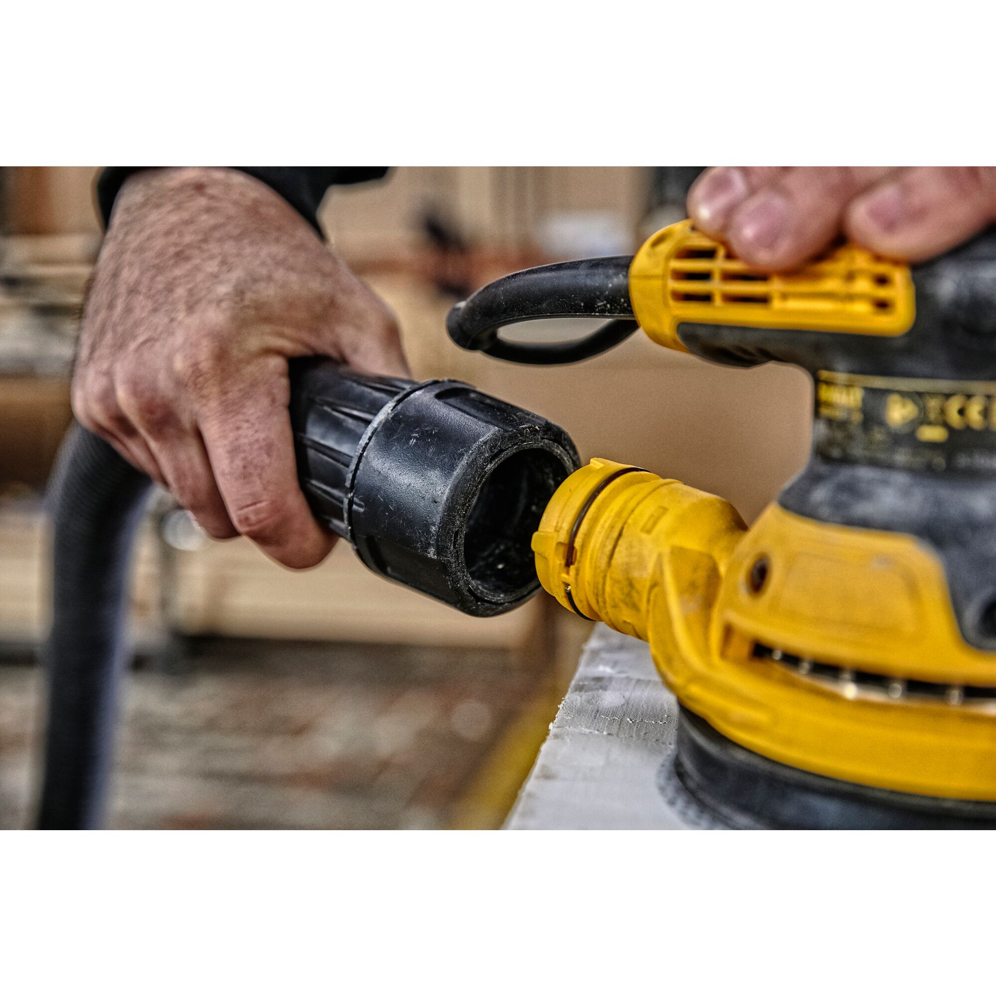 125mm Random Orbit Palm Sander 280W PERFORM PROTECT DEWALT